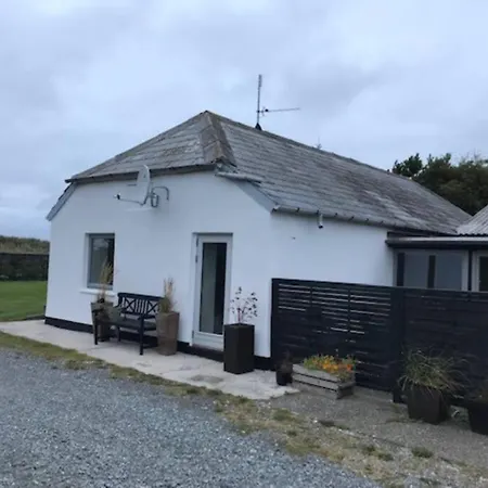 Hyggeligt Hus Lige Udenfor